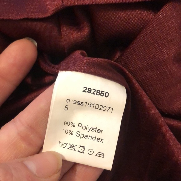 Dark Red Long Sleeve Open Back Velvet Style Dress Size Small - Picture 9 of 10